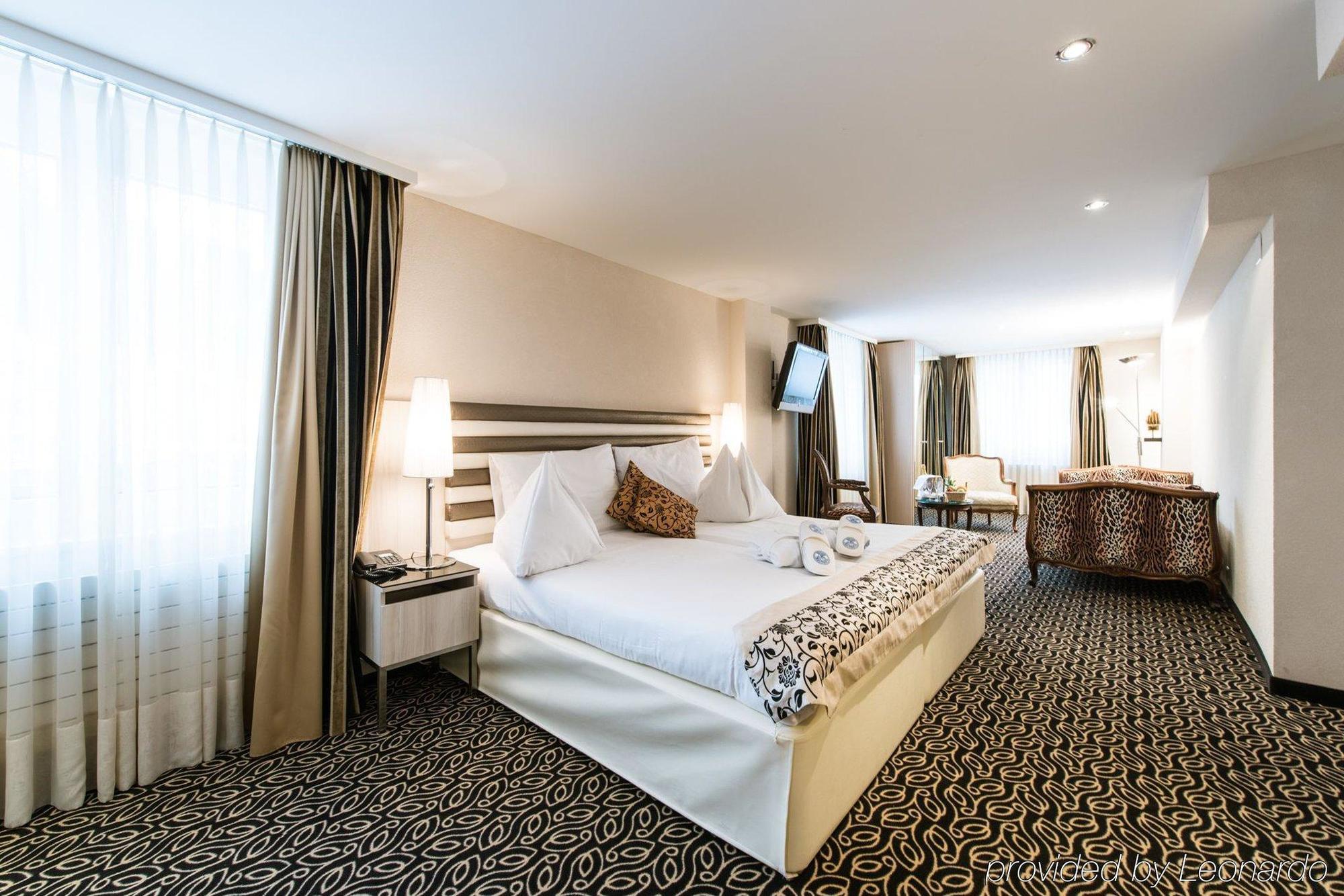 Posthotel Holiday Villa Ароса Екстериор снимка