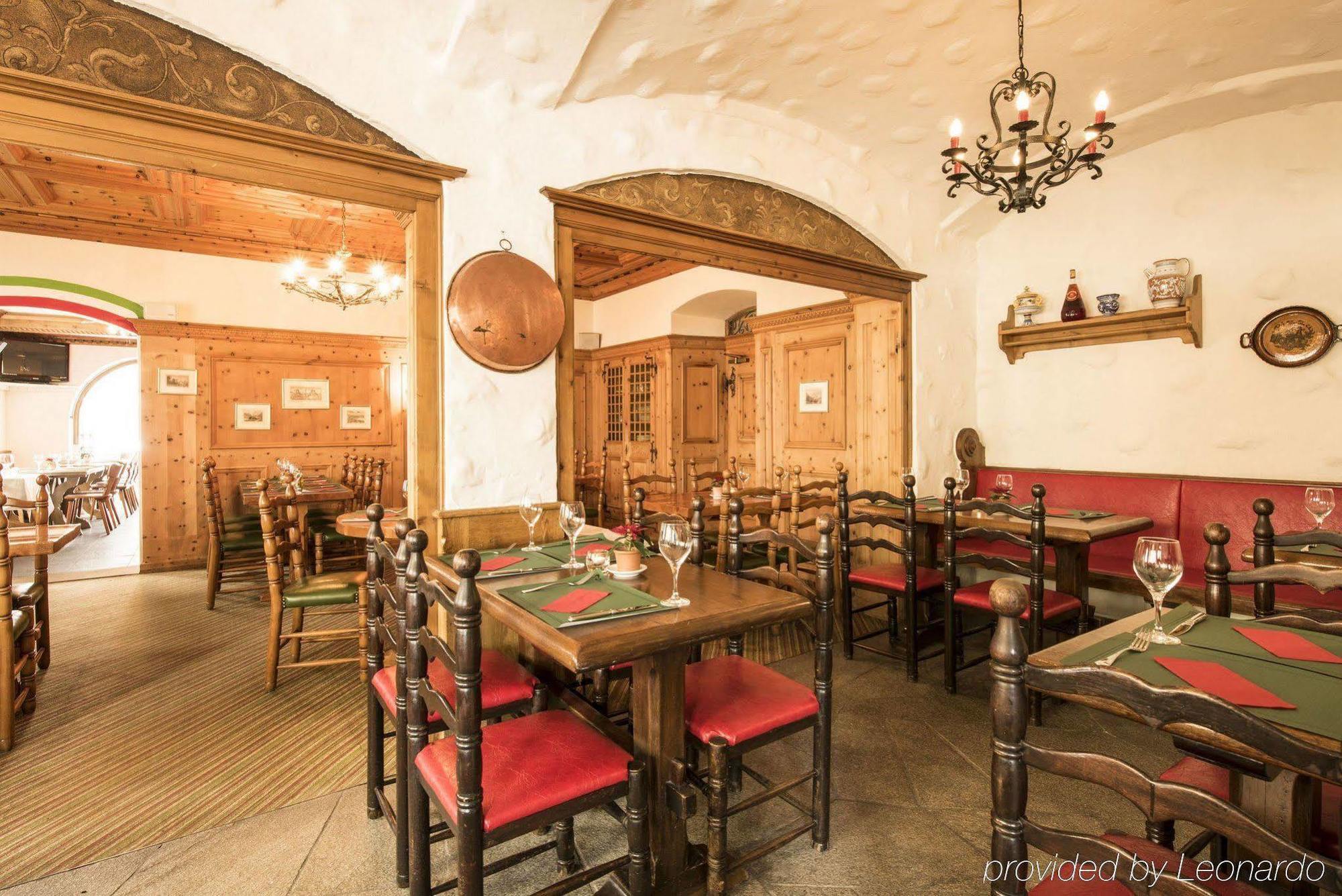 Posthotel Holiday Villa Ароса Екстериор снимка